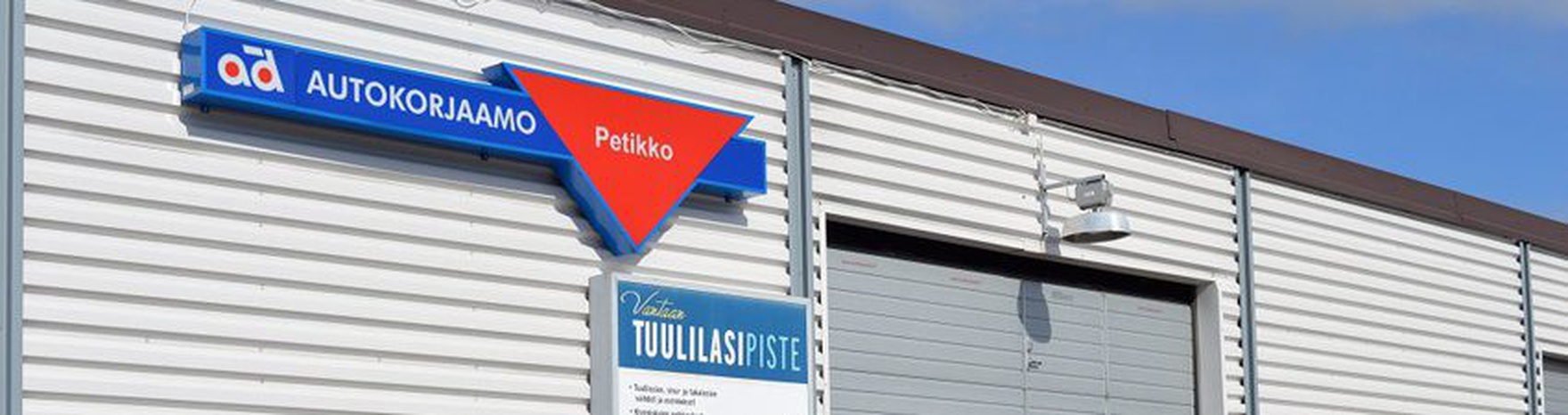 Kuva autohuoltoliikkeestä Vantaan Tuulilasipiste Oy/ AD Petikko Vantaa